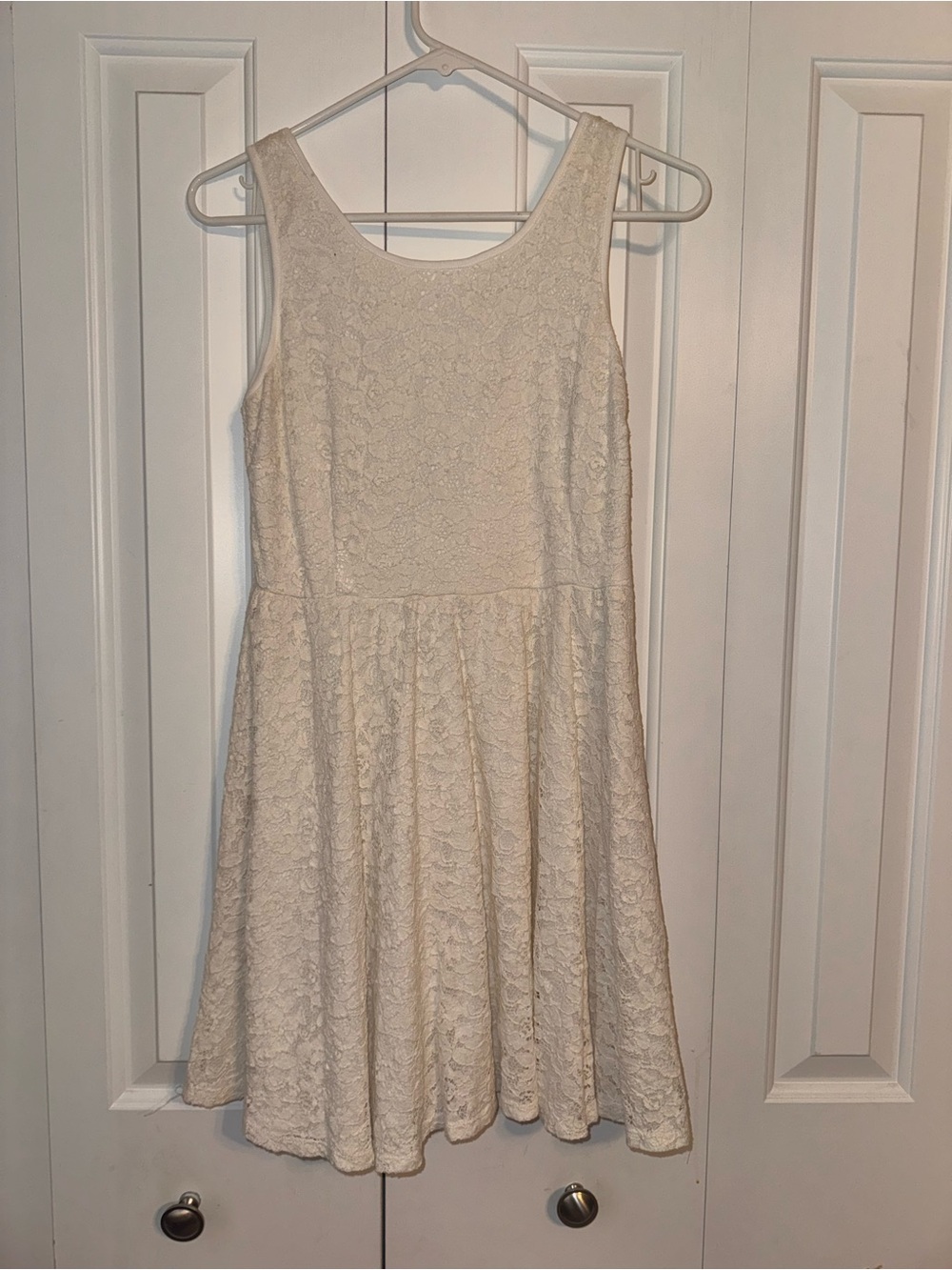 Ivory Lace Sleeveless Fit-and-Flare Dress